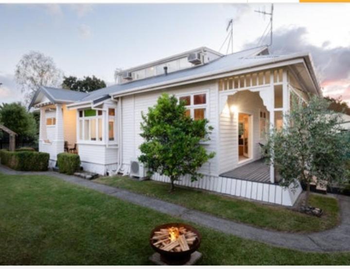 Villa Near Cbd And Globox Arena Hamilton Buitenkant foto